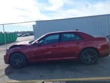 Chrysler 300C II 2023 Chrysler 300s 2023 3.6 Benzyna 300KM, zdjęcie 2