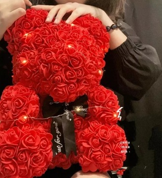 БОЛЬШОЙ МЕДВЕДЬ С РОЗАМИ ПОДАРОЧНАЯ КОРОБКА НА ДЕНЬ СВЯТОГО ВАЛЕНТИНА