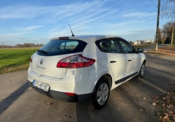 Renault Megane III Hatchback 1.6 16v 100KM 2011 Renault Megane Bezwypadkowy, zadbany, niski przebieg 1.6 Benzyna 100KM, zdjęcie 4