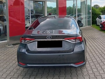 Toyota Corolla XII Sedan Facelifting 1.8 Hybrid 140KM 2025 Od ręki - Style 1.8 Hybrid 140KM | Podgrzewane fotele!, zdjęcie 4
