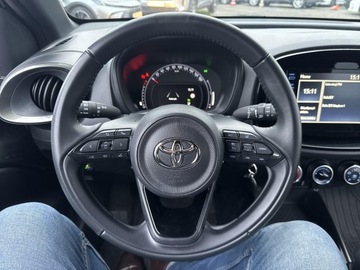 Toyota Aygo X 1.1 VVT-i 72KM 2022 Toyota Aygo X 1.0 VVTi Style 1.0 VVTi Toyota Aygo, zdjęcie 12