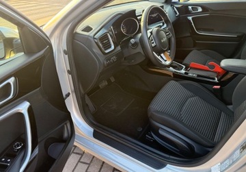 Kia Ceed III Kombi Facelifting 1.5 T-GDI 140KM 2024 Kia Ceed 1.5T-gdi AUTOMAT Navi 7.000 km 1.5 Benzyna 140KM, zdjęcie 8