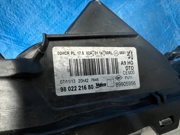 PEUGEOT 208 13- PRAVÁ SVĚTLO PŘEDNÍ