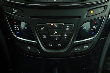 Opel Insignia I Hatchback Facelifting 2.0 CDTI ECOTEC 163KM 2014 Opel Insignia 2.0 CDTI, Salon Polska, VAT 23%, zdjęcie 10