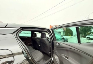 Opel Astra K Hatchback 5d 1.4 Turbo 125KM 2016 Opel Astra Opel Astra 1.4 Turbo StartStop 120 Jahre 1.4 Benzyna 125KM, zdjęcie 27