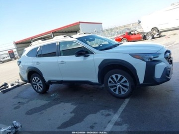 Subaru 2024 Subaru Outback 2024, Premium, 2.5L, od ubezpieczalni 2.5 Benzyna 182KM, zdjęcie 8