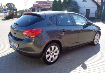 Opel Astra J Hatchback 5d 1.4 Turbo ECOTEC 120KM 2012 Opel Astra J 1.4 Serwisowana Sprowadzona, zdjęcie 3