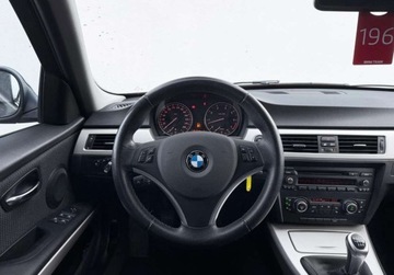 BMW Seria 3 2012 BMW Seria 3 Pakiet Comfort 6-biegowa Tempomat Podgrzewane fotele, zdjęcie 29