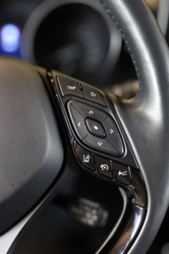 Toyota C-HR I Crossover Facelifting 1.8 Hybrid 122KM 2023 Toyota C-HR 1.8 Hybrid Style 1.8 Hybryda 122KM, zdjęcie 37