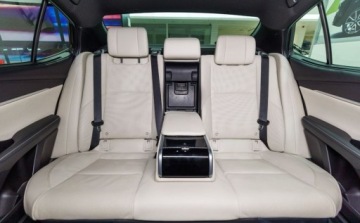 Toyota Camry IX 2024 Toyota Camry 2.5 Hybrid Dynamic Force Executive e-CVT 2.5 Hybryda 186KM, zdjęcie 13