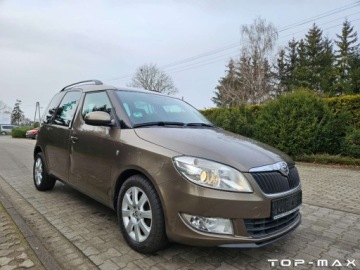 Skoda Roomster Mikrovan Facelifting 1.2 TSI 85KM 2013 Skoda Roomster 1.2 TSI Bogata Wersja 1.2 Benzyna 86KM, zdjęcie 2