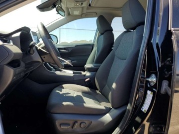 Toyota RAV4 V 2023 Toyota RAV4 Xle, 2023r., 2.5L 2.5 Benzyna 203KM, zdjęcie 7