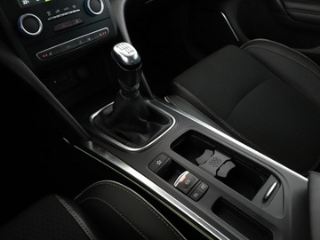 Renault Megane III 2015 Renault Megane Energy BOSE Edition navi grzane, zdjęcie 31