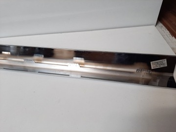 Накладка на порог правая Mercedes W215 2156801435