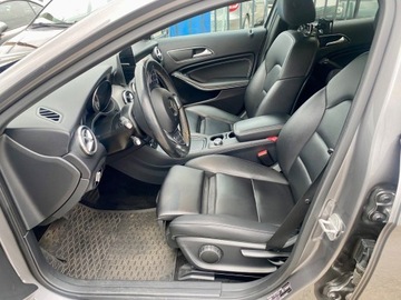 Mercedes GLA I Off-roader 1.5 180 CDI 109KM 2016 Mercedes-Benz GLA 1.5 Diesel 110KM, zdjęcie 7
