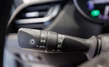 Toyota C-HR I Crossover Facelifting 1.8 Hybrid 122KM 2023 Toyota C-HR 1.8 Hybrid Style 1.8 Hybryda 122KM, zdjęcie 23