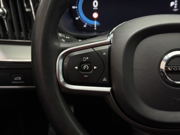 Volvo XC60 II 2022 Volvo XC 60 Core / Hak / Kamera cofania / CarPlay/, zdjęcie 21