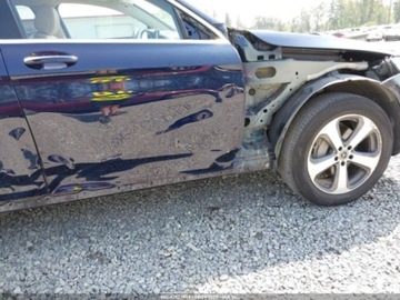 Mercedes GLC C253 2018 Mercedes-Benz GLC 2018 MERCEDES-BENZ GLC 300 COUPE 4MATIC 2.0 Benzyna 241KM, zdjęcie 6