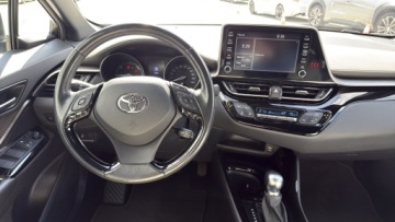 Toyota C-HR I Crossover Facelifting 1.8 Hybrid 122KM 2021 Toyota C-HR 1.8 Hybrid Executive 1.8 Hybrid Execut, zdjęcie 9