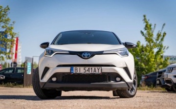 Toyota C-HR I Crossover 1.8 Hybrid 122KM 2019 Toyota C-HR Toyota C-HR 1.8 Hybrid Selection 1.8 Hybryda 122KM, zdjęcie 2