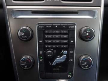 Volvo XC60 I SUV 2.0 D3 163KM 2012 Volvo XC60 D4, Salon Polska, Serwis ASO, Automat, zdjęcie 12