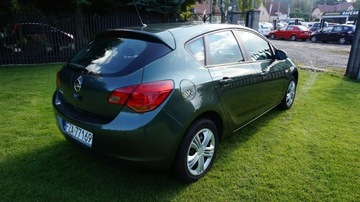 Opel Astra J Hatchback 5d 1.6 Twinport ECOTEC 115KM 2010 Opel Astra zarejestrowany, ubezpieczony. Gwarancja, zdjęcie 6