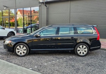 Volvo V70 III 2008 Volvo V70 SUMMUM 3,2 R6 Wentylowane fotele Navi 3.2 Benzyna 238KM, zdjęcie 1