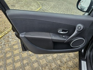 Renault Clio III 2011 Renault Clio 1,2 benzyna 103KM panorama, zdjęcie 13