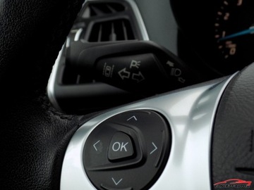 Ford C-MAX II Minivan 1.0 EcoBoost 125KM 2015 Ford C-MAX TITANIUM Kamera Navi ParkAssist LineAssist Keyless Benzyna 125KM, zdjęcie 31