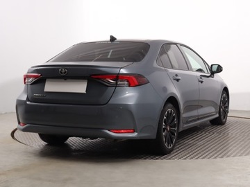 Toyota Corolla XII Sedan 1.8 Hybrid 122KM 2022 Toyota Corolla 1.8 Hybrid, Salon Polska, zdjęcie 4