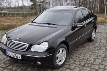 Mercedes Klasa C W203 2002 Mercedes c 2,0 benzyna elegance Automat, zdjęcie 4