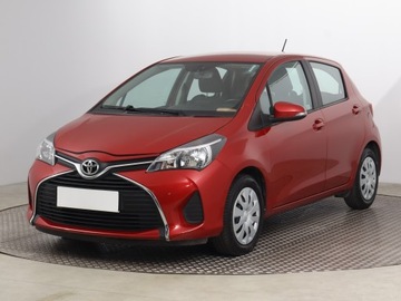 Toyota Yaris III Hatchback 5d Facelifting 1.0 VVT-i 69KM 2016 Toyota Yaris 1.0 VVT-i, Salon Polska, Klima, zdjęcie 1