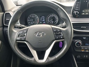 Hyundai Tucson III SUV Facelifting 1.6 GDi 132KM 2019 Hyundai Tucson Hyundai Tucson1.6 GDI 132KMKamera cofaniaSalon PolskaCzujni, zdjęcie 10