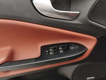 Alfa Romeo Giulietta Nuova II Hatchback 5d Facelifting 1.4 TB 16v Mair 170KM 2016 Alfa Romeo Giulietta Alfa Romeo Giulietta 1.4 Exclusive M-air 170KM FV23,, zdjęcie 9