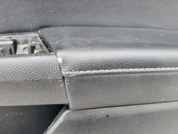 Панель двери правая задняя Ford Fusion Sedan США