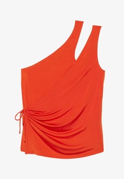 Женское главное имя красное м