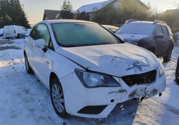 Seat Ibiza IV Hatchback 5d Facelifting 1.2 TDI CR 75KM 2014 Seat Ibiza 2014r, 1.2 TDI. Uszkodzony przod. 1.2 Diesel 75KM, zdjęcie 1