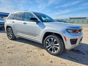 Jeep Grand Cherokee V 2023 Jeep Grand Cherokee Overland 2023 3.6 Benzyna 293KM, zdjęcie 4