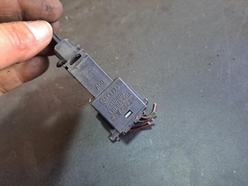 SAMOCHÓD SKODA FABIA I 1.2 1J0945511A WŁĄCZNIK ŚWIATŁA STOP ORYGINAŁ