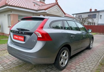 Volvo V60 I Kombi Facelifting 2.0 D2 DRIVE-E 120KM 2016 Volvo V60 GWARANCJA, Zarejestrowany w Polsce, ..., zdjęcie 2