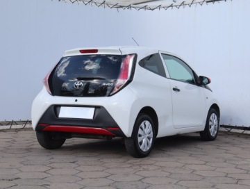 Toyota Aygo II Hatchback 5d 1.0 VVT-i 69KM 2015 Toyota Aygo 1.0 VVT-i, Klima, zdjęcie 4