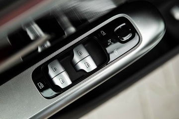 Mercedes GLC C254/X254 Coupe 2.0 200 204KM 2024 Mercedes-Benz GLC Jasne wnetrze 200 4Matic Coupe AMG Salon PL Autotrade, zdjęcie 16