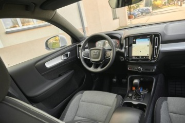 Volvo XC40 2022 PANORAMA __KAMERA__KEYLESS GO __GRZANE FOTELE I KIEROWNICA, zdjęcie 34