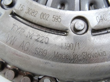 VW 1.0 TSI ДВУМАССОВАЯ СЦЕПЛЕНИЕ 040141025N 04C141032D