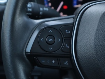 Toyota Corolla XII Sedan 1.5 VVT-i 125KM 2022 Toyota Corolla 1.5 VVT-i, Salon Polska, zdjęcie 15