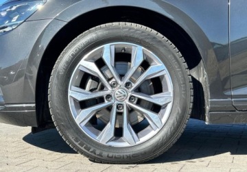 Volkswagen Passat B8 Limousine Facelifting 2.0 TSI 190KM 2020 Volkswagen Passat Business Pakiety, ACC, ergoComfort, GPS, Podgrzewane fo, zdjęcie 35
