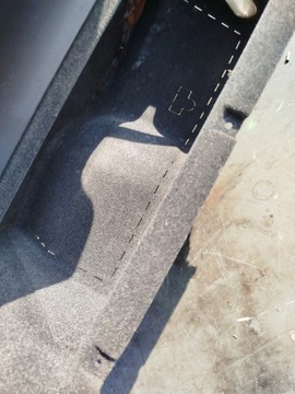 РУЧКА ПАССАЖИРСКОЙ ПЕРЧАТКИ VW PASSAT B5 FL 3B1857101