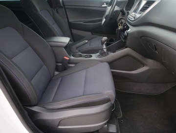 Hyundai Tucson III SUV 1.6 T-GDI 177KM 2016 Hyundai Tucson 1.6 T-GDI, Salon Polska, Navi, zdjęcie 8