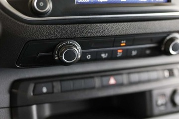 Toyota 2022 Toyota Proace Verso Kombi 2.0 D-4D Long 2,8t 2.0 Diesel 145KM, zdjęcie 23