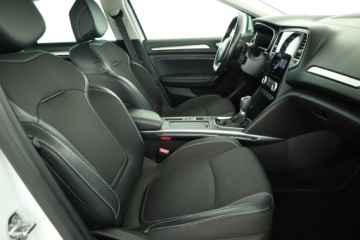 Renault Megane IV GrandCoupe Facelifting 1.3 TCe 140KM 2021 Renault Megane 1.3 TCe, Salon Polska, Automat, zdjęcie 6